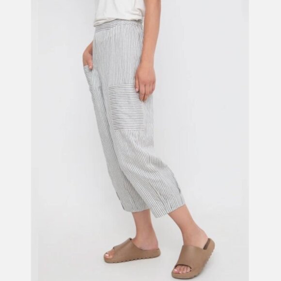 Ozai n Ku Rays Striped Metallic Pull On Lagenlook Cropped Pants Women's size L - Picture 3 of 8